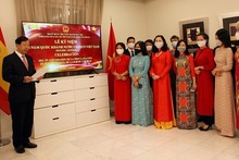 越南驻西班牙大使馆举行国庆75周年纪念仪式。