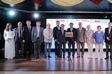 《人民报》社常驻俄罗斯机构挂牌剪彩仪式。