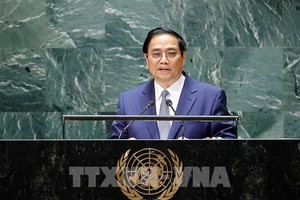 越南政府总理范明正在联合国大会高级别一般性讨论会上发表讲话。