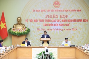 越南政府总理范明正主持召开国家教育培训体系改革创新委员会。