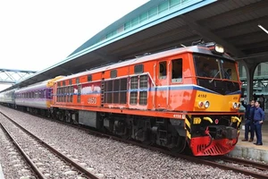 老泰两国之间的首列跨境客运列车正式运行。