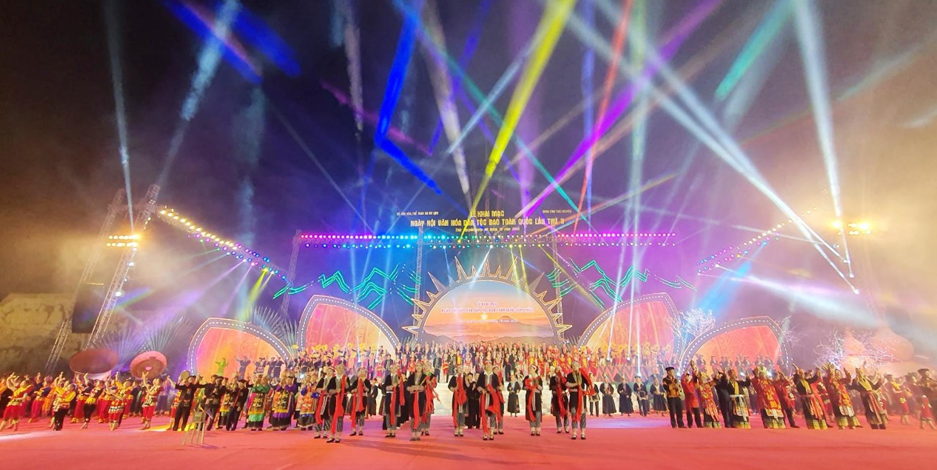 第二届越南全国瑶族文化节拉开帷幕（组图）