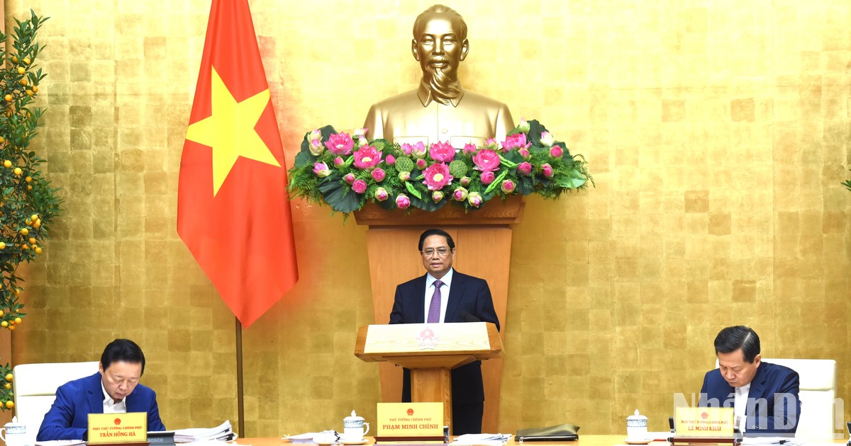 越南政府总理范明正主持2024年2月政府立法工作专题会议【组图】