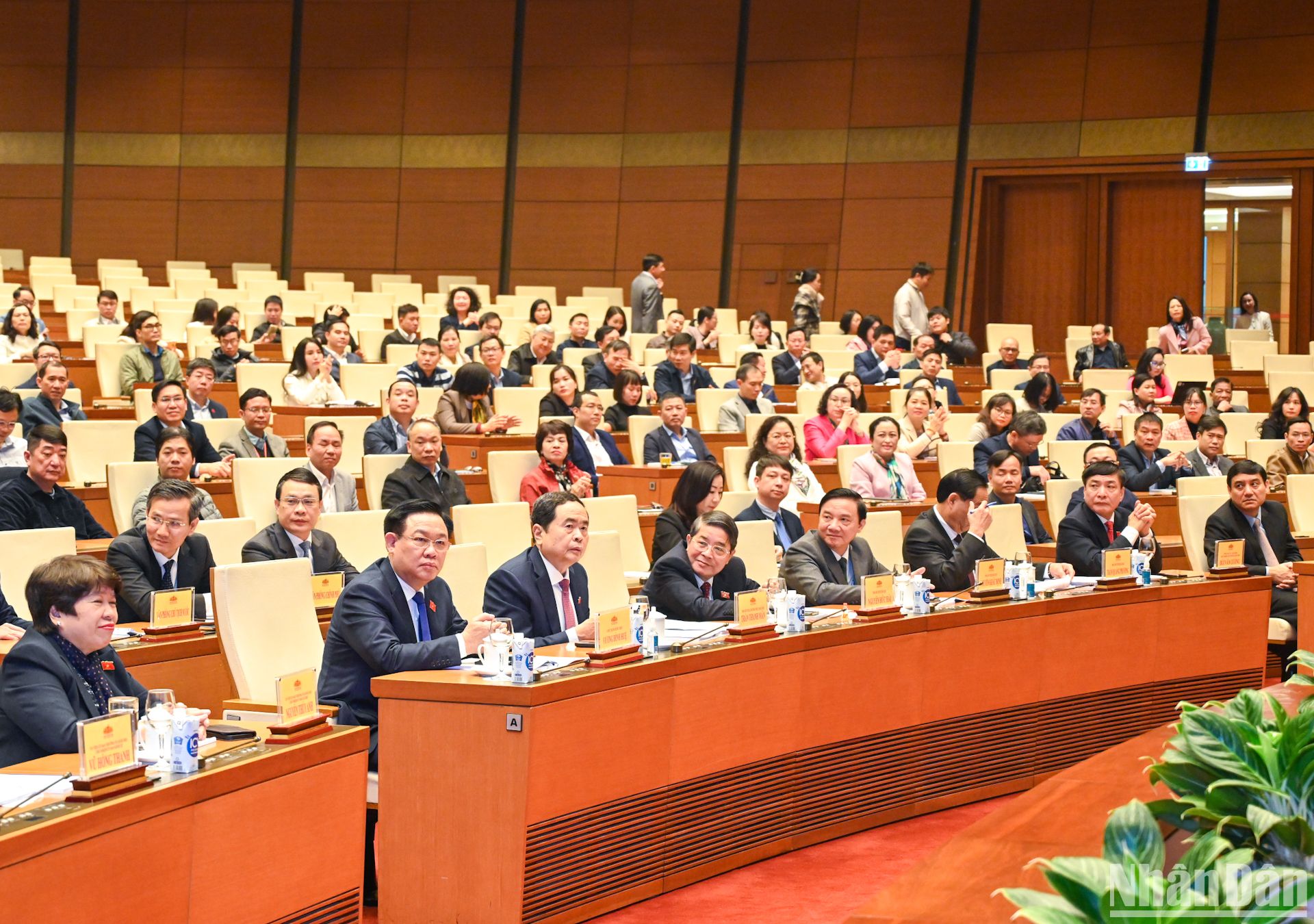 越南国会主席王廷惠出席国会办公厅2024年任务部署会议【组图】