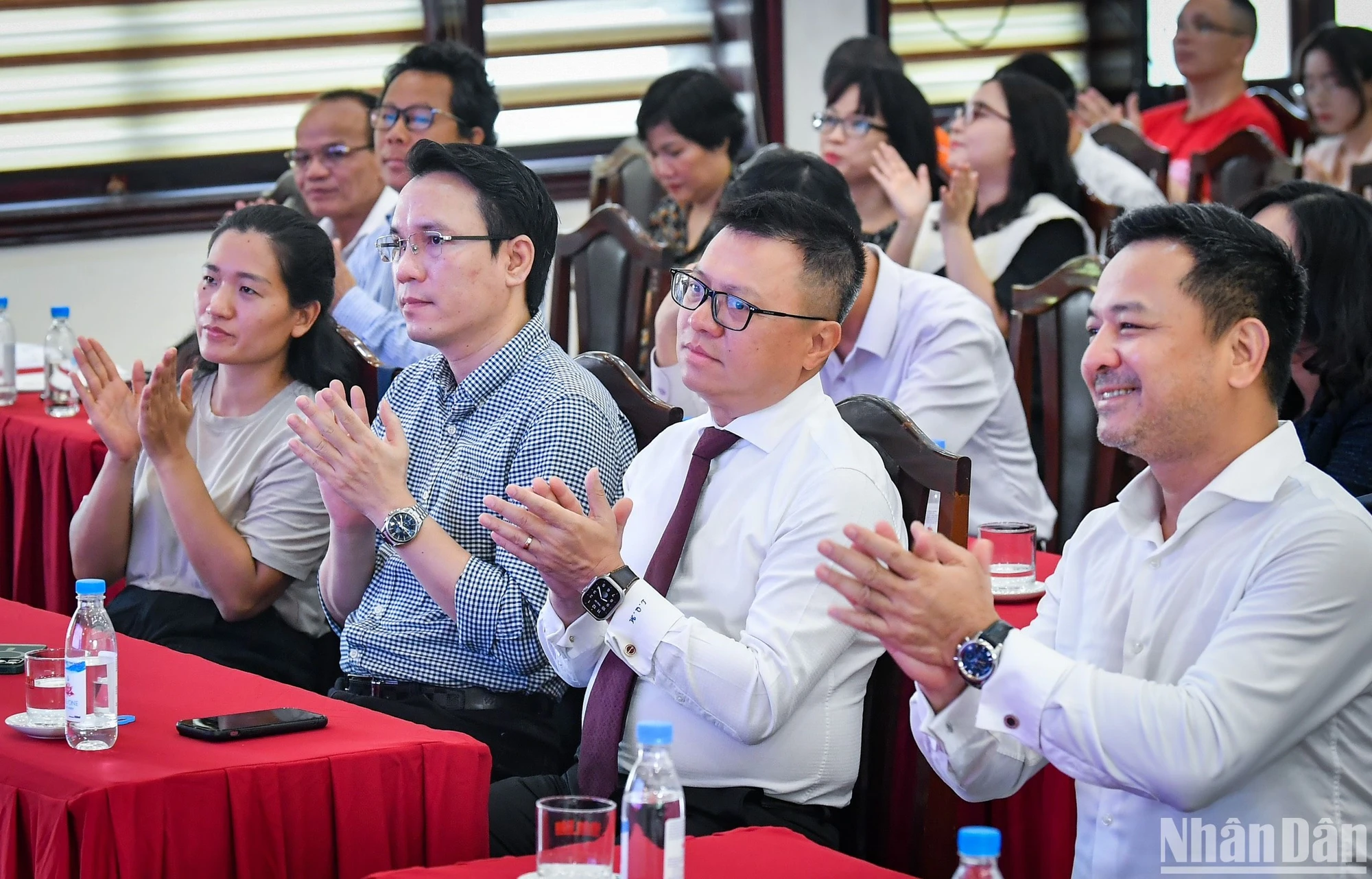 越南《人民报》社举办第三届创新日总结仪式【组图】