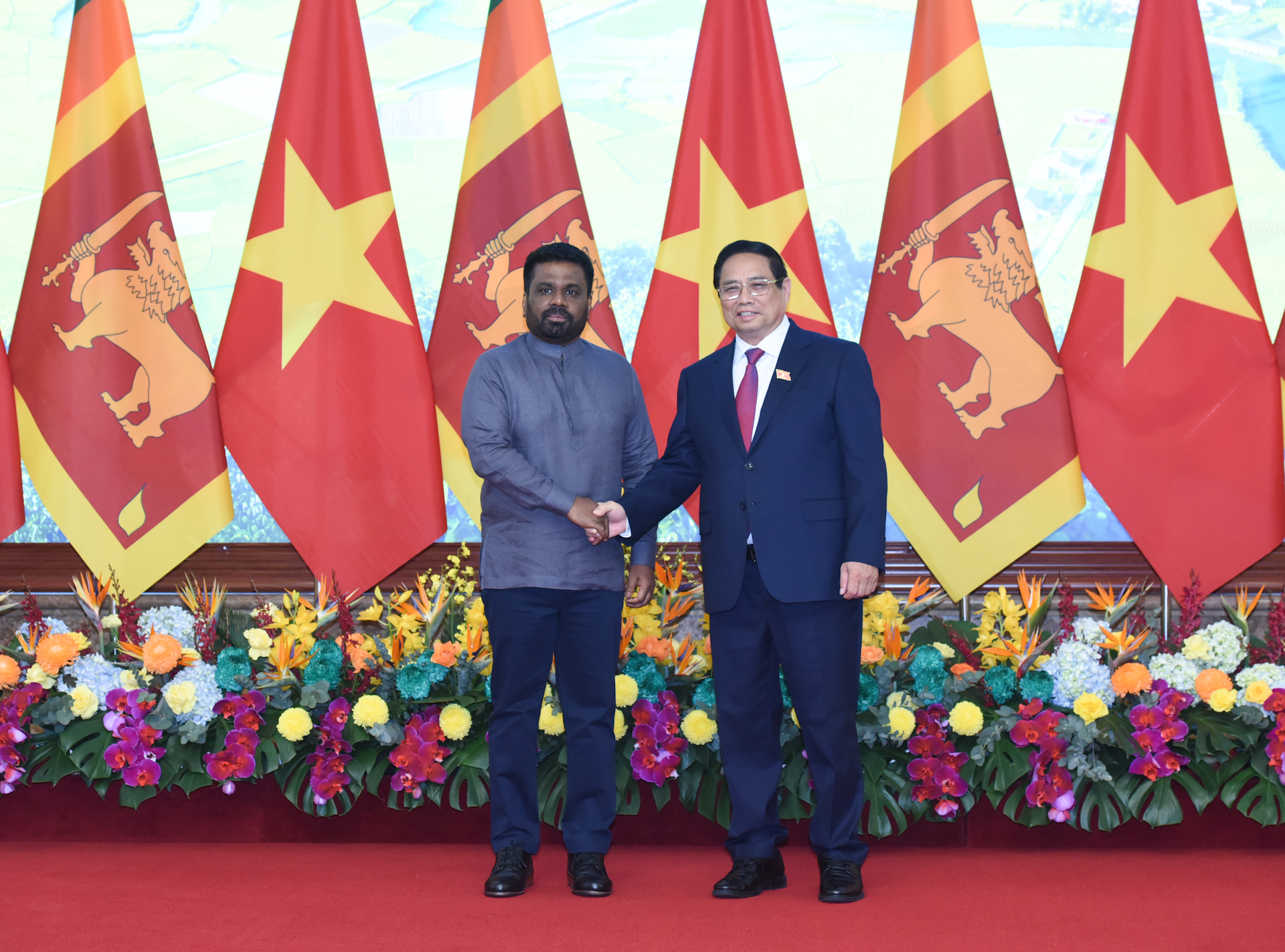 越南政府总理范明正会见斯里兰卡总统阿努拉·库马拉·迪萨纳亚克【组图】
