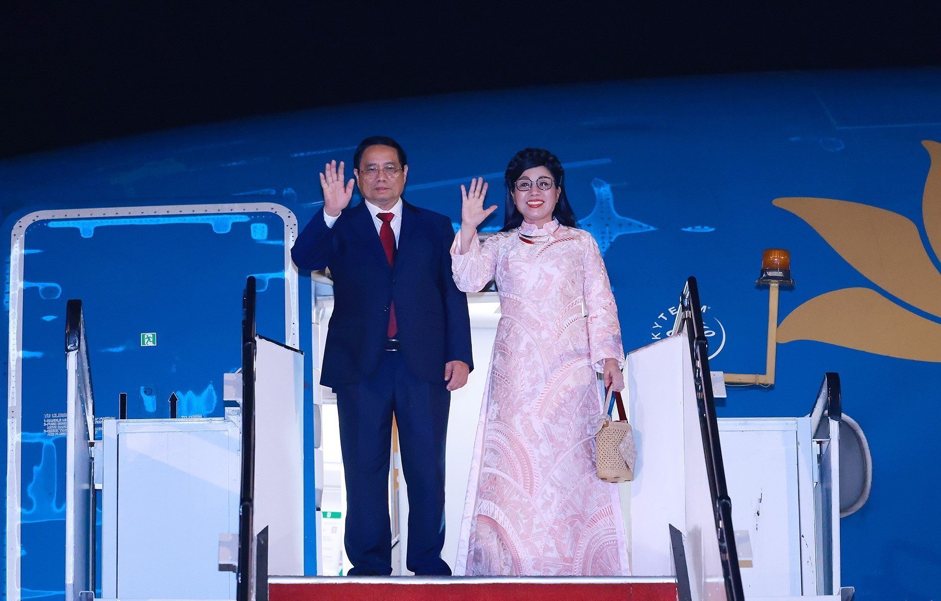 范明正总理和夫人开始对马来西亚进行正式访问并出席系列高级别会议【组图】
