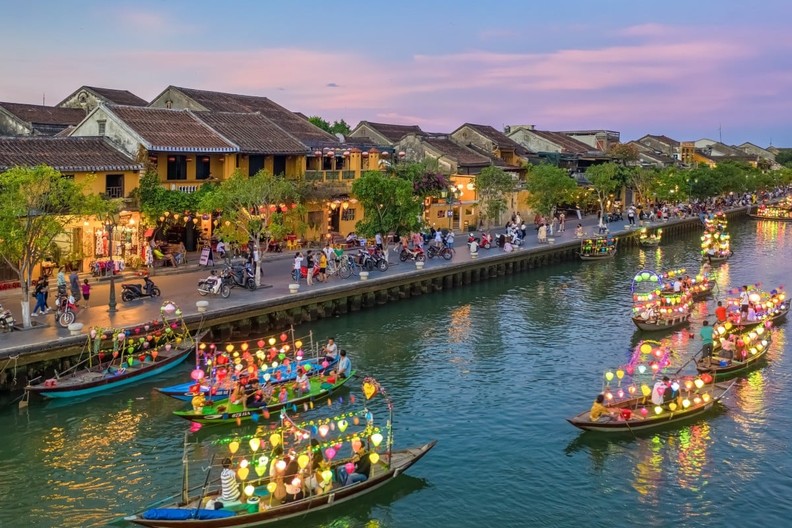 最美景点-越南投资,越南私募基金,自越南向国际游客敞开大门以来，韩国一直是越南第一大客源市场。本年夏季，韩国游客继承挑选越南最吸引力的,越南证券,越南美女,(2)