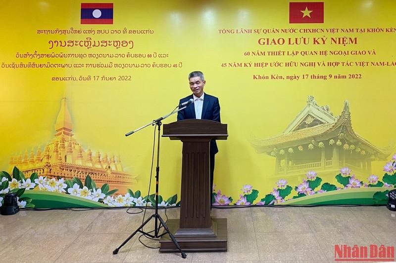 越南驻泰国孔敬总领事朱德勇在活动上发言。