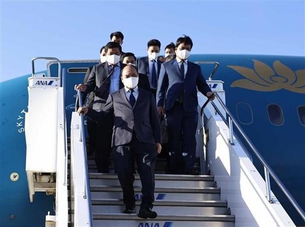 越南国家主席阮春福抵达东京 开始出席日本前首相安倍国葬。（图片来源：越通社）