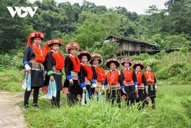 红瑶族人民。（图片来源：越南之声）