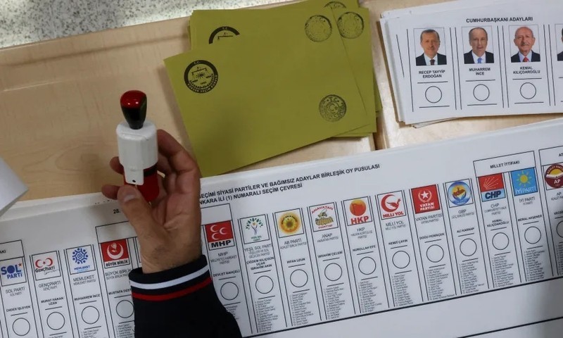 在土耳其安卡拉的一个投票站的空白选票。 （图片来源：路透社）