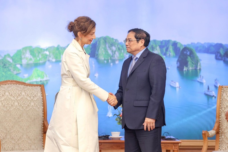 越南政府总理范明政会见联合国教科文组织（UNESCO）总干事奥德蕾·阿祖莱。（图片来源：VGP）