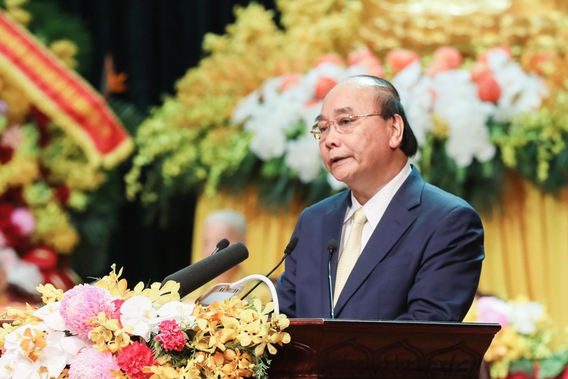 越南国家主席阮春福发表讲话。