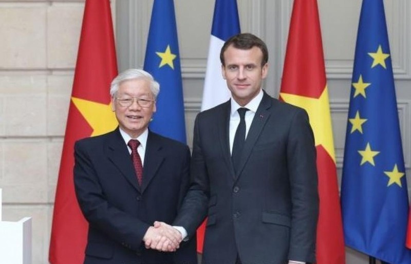 越共中央总书记阮富仲与法国总统马克龙。