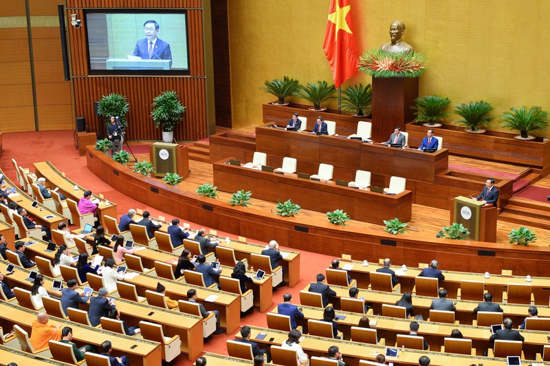 越南第十五届国会第二次特别会议正式闭幕。