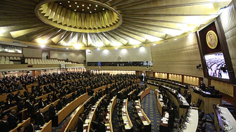泰国正式解散议会。（图片来源：AP）