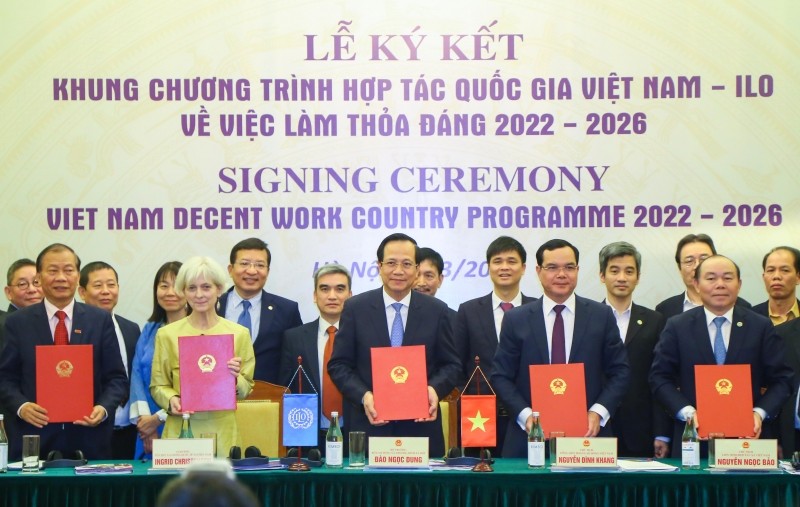 越南与国际劳动组织签署2022-2026年体面劳动合作框架。