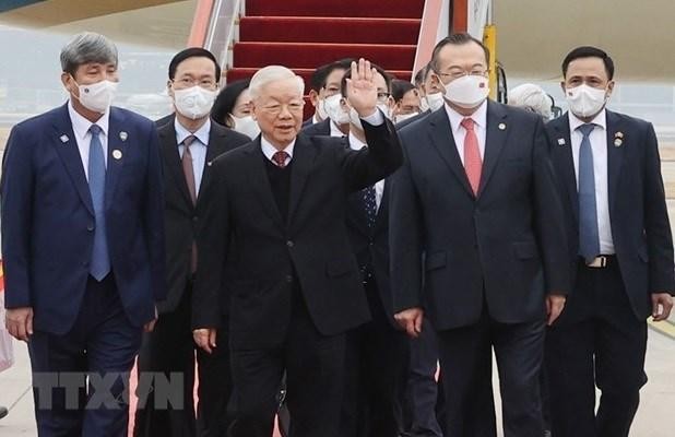 越共中央总书记阮富仲一行抵达北京，开始对中华人民共和国进行正式访问。（图片来源：越通社）