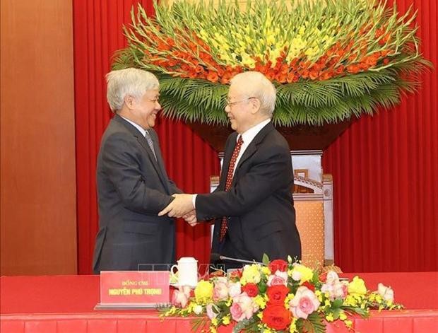 越共中央总书记阮富仲与越南祖国阵线中央委员会主席杜文战。