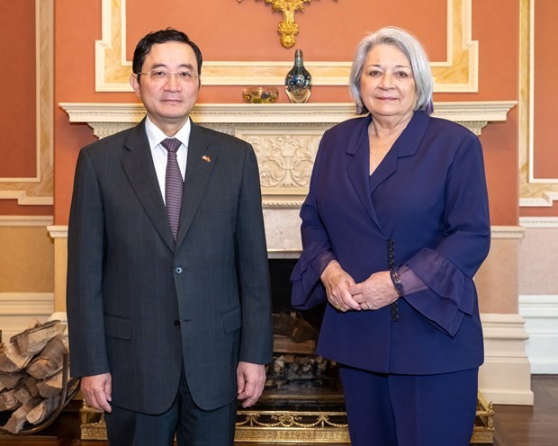 加拿大总督玛丽·西蒙（Mary Simon）会见越南驻加拿大大使范高峰。