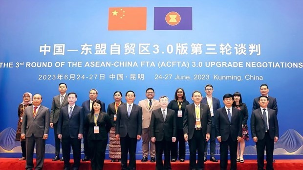 参与东盟—中国自贸区3.0版第三轮谈判的各国官员。
