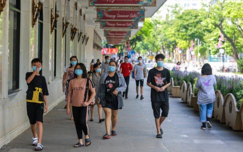 越南卫生部明确在防疫中必戴口罩的人员和场所【图表新闻】