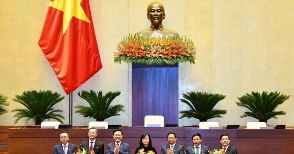 越南第十五届国会第四次会议完成人事工作议程（组图）