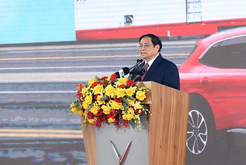范明正总理在启动仪式上发表讲话。