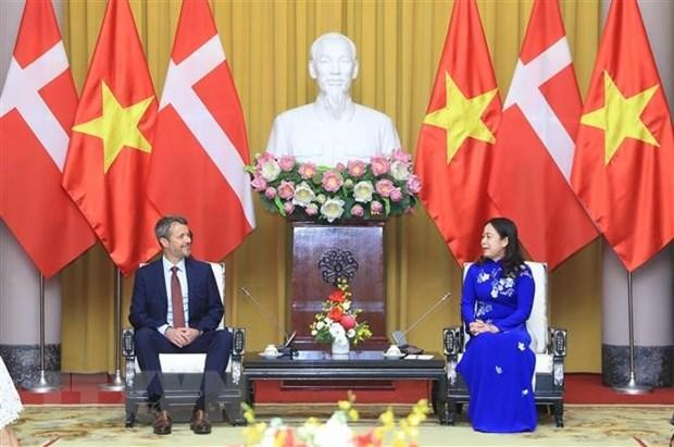 越南国家副主席武氏映春会见丹麦王储弗雷德里克。
