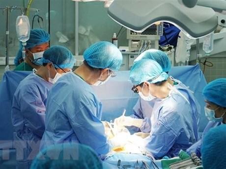 越南成功进行首例脑死亡捐献者皮肤移植手术。 