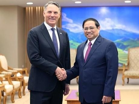 政府总理范明正会见澳大利亚副总理兼国防部部长马勒斯。 