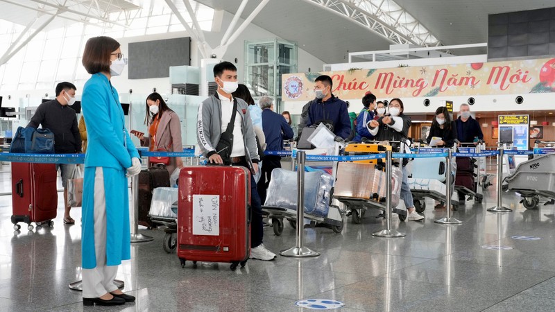 附图：越南内排航空港准备好春节服务保障方案。