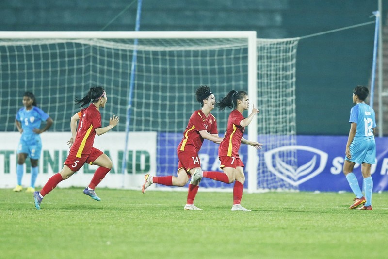越南队正式进入第二轮小组赛。