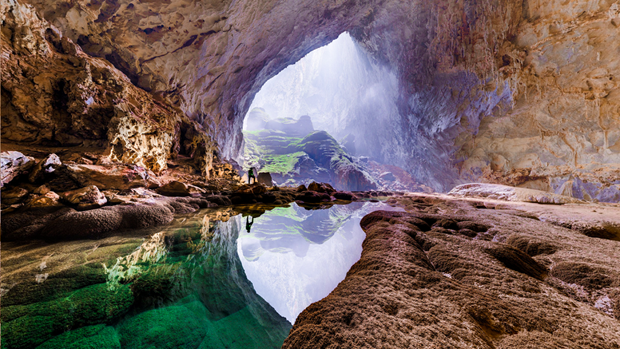 广平省山洞洞穴。