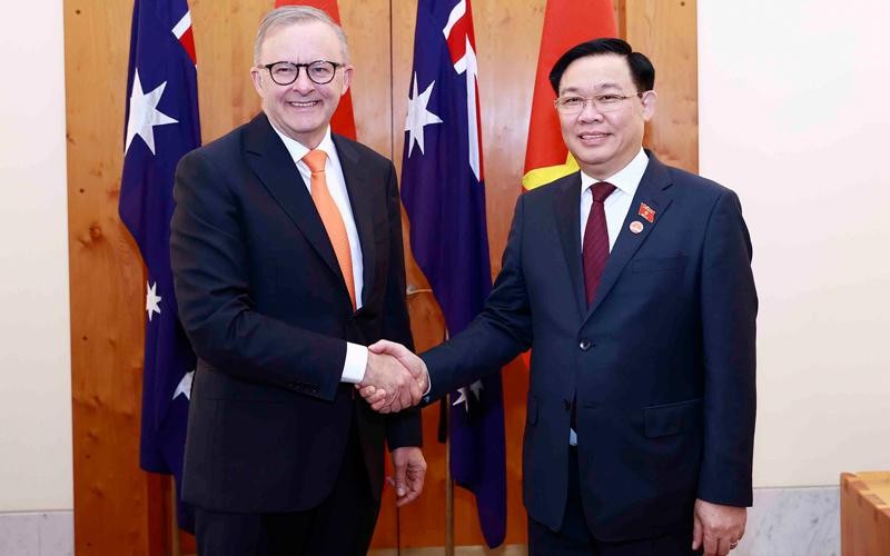 越南国会主席王廷惠和澳大利亚总理安东尼·阿尔巴尼斯。（图片来源：新河内报）