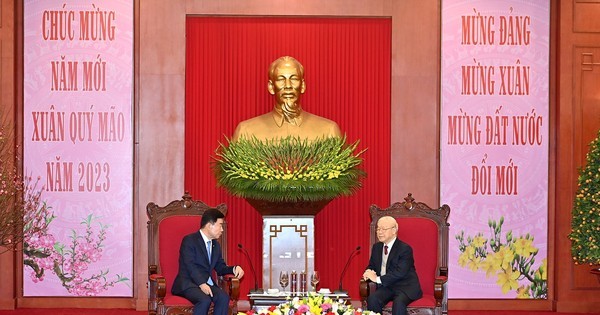 越共中央总书记阮富仲会见韩国国会议长金振杓.