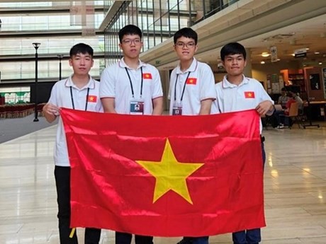 4名越南学生获得2023年国际信息学奥林匹克奖牌。