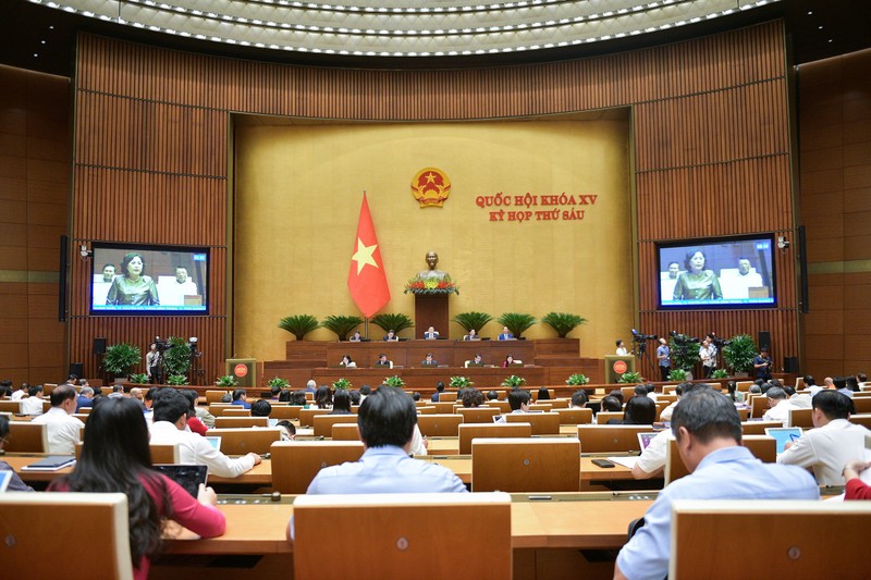 越南第十五届国会第六次会议场景。