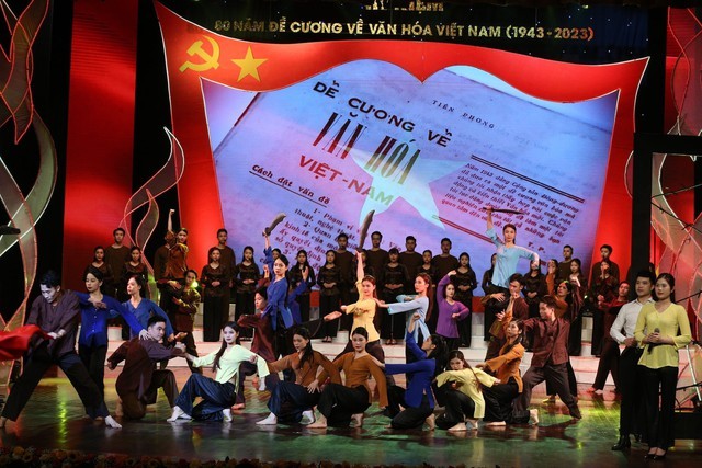 《越南文化纲要》颁布80周年。