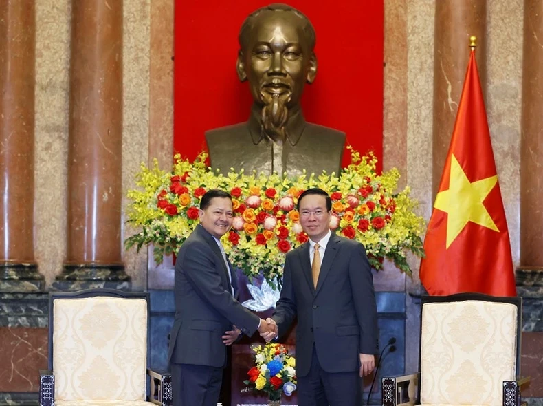 越南国家主席武文赏会见柬埔寨副首相涅沙文。
