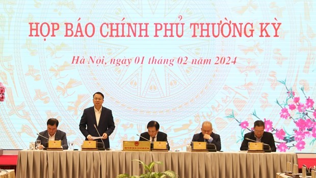 越南财政部副部长阮德之在会上发表讲话。