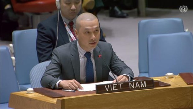 越南常驻联合国代表团副团长阮黄原公使衔参赞。