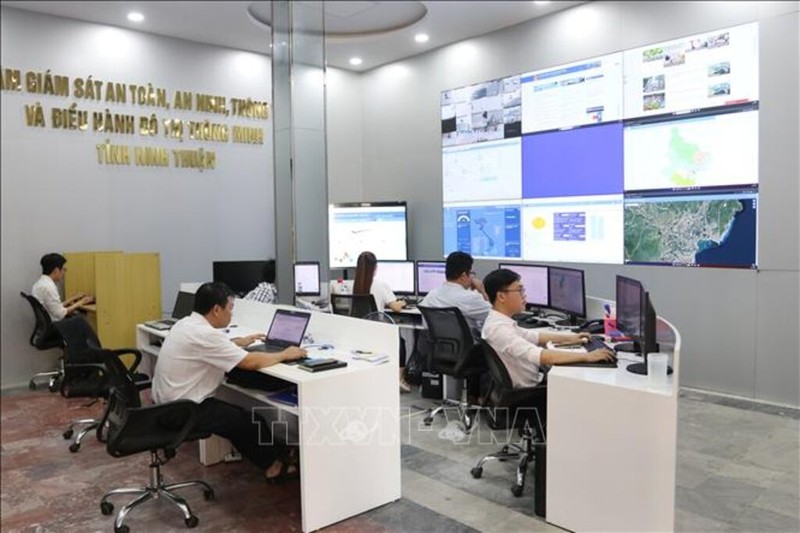 宁顺省的智慧城市运行指挥和网络安全控制中心。（图片来源：越通社）
