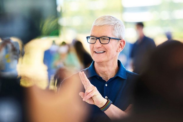 苹果首席执行官蒂姆·库克（Tim Cook）于4月15日上午到达越南。