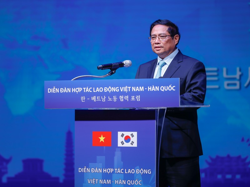 越南政府总理范明政在越南-韩国劳务合作论坛上发言。（图片来源：VGP）