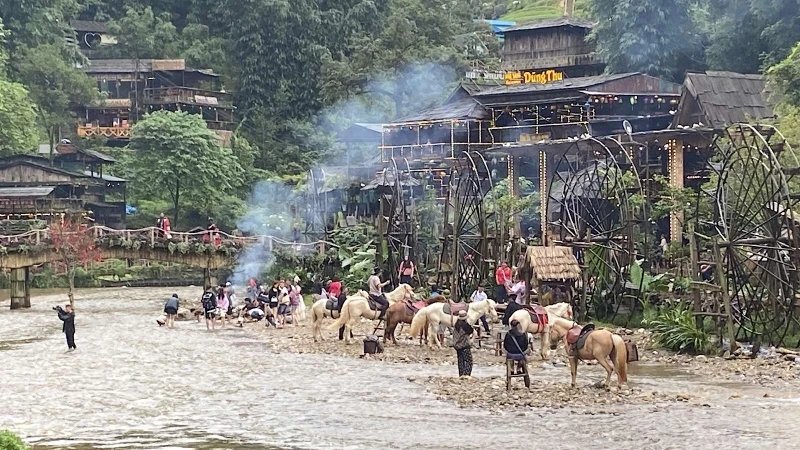 吉吉村，沙巴市的一个受欢迎的旅游景点。