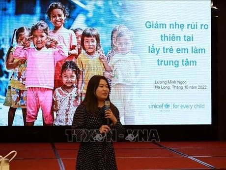 联合国儿童基金会驻越南办事处代表发表讲话。（图片来源：越通社）