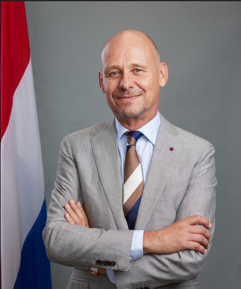 荷兰王国驻越南大使基斯·范巴尔。