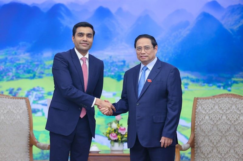 越南政府总理范明正会见印度阿达尼港口和经济特区有限公司首席执行官。（图片来源：VGP）